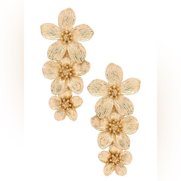 Revolve Botanique Earrings - Picture 2 of 3